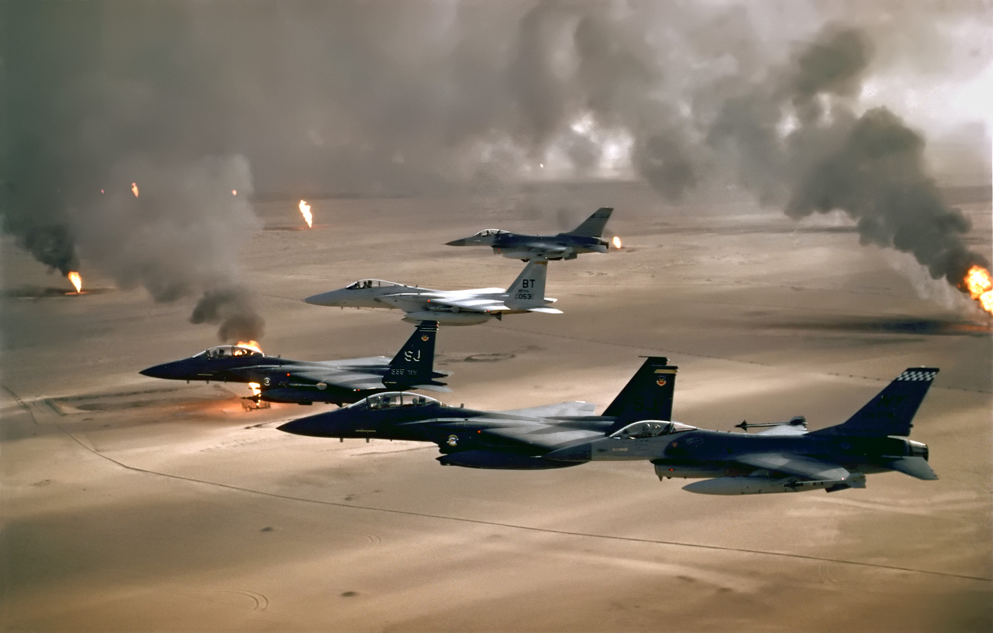 http://clockworkconservative.files.wordpress.com/2013/02/f-16-fighting-falcon-burning-iraqi-oil-wells.jpg